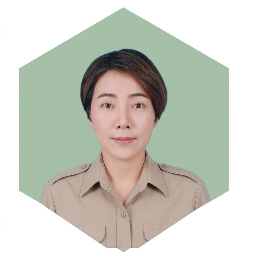 นางสาวสิริกาญจน์ สกุลกล้าวณิชย์