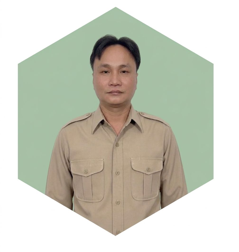 นายสมเกียรติ อาลัยรักษ์