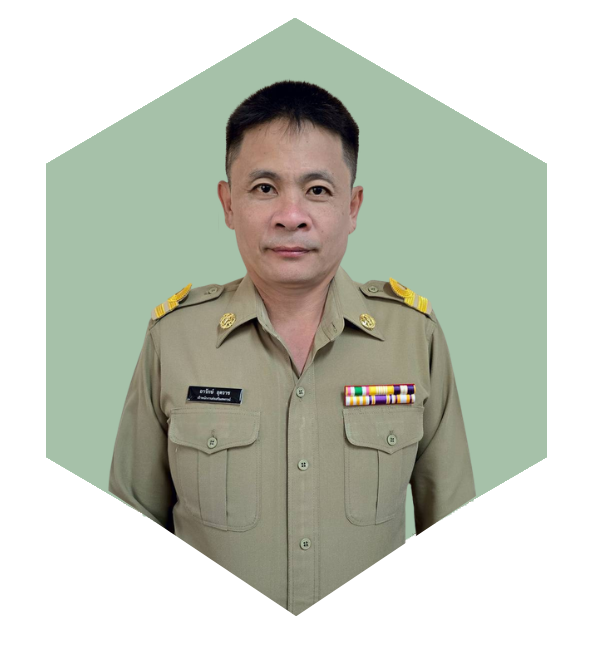 นายอารักษ์ อุตราช