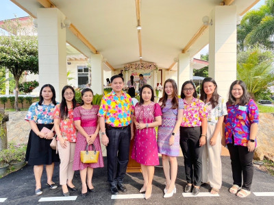 รดน้ำขอพรผู้ว่าราชการจังหวัดระยอง พารามิเตอร์รูปภาพ 1