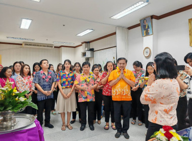 สืบสานวัฒนธรรมเทศกาลสงกรานต์สรงน้ำพระและรดน้ำขอพรสหกรณ์จังหวัดระยอง ... พารามิเตอร์รูปภาพ 43